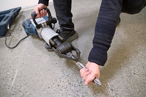 Slik bruker du en meiselhammer Slik bruker du en meiselhammer